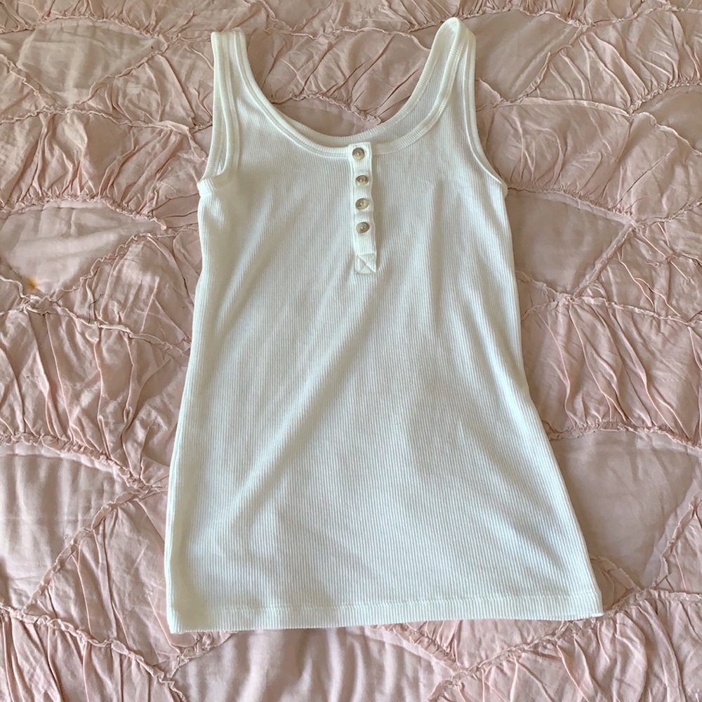 White tank top from american eagle